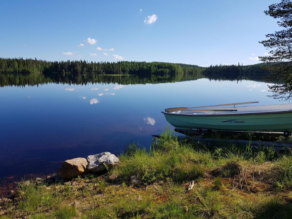 Huvila Eraemaajaerven Rannalla Taivalkoskella Jokijarvi  Exterior photo